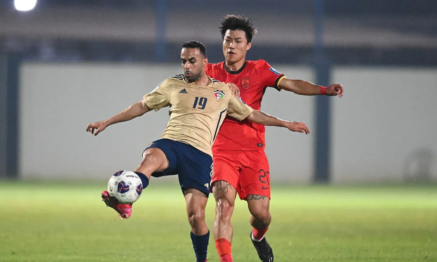 荷甲国际比赛日再迎强敌,拉齐奥迎来里程碑,主帅态度——目标明确,阵容厚度经受考验的简单介绍 荷甲国际比赛日再迎强敌,拉齐奥迎来里程碑,主帅态度——目标明确,阵容厚度经受考验的简单介绍