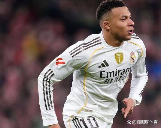 詹姆斯连续得分上双纪录