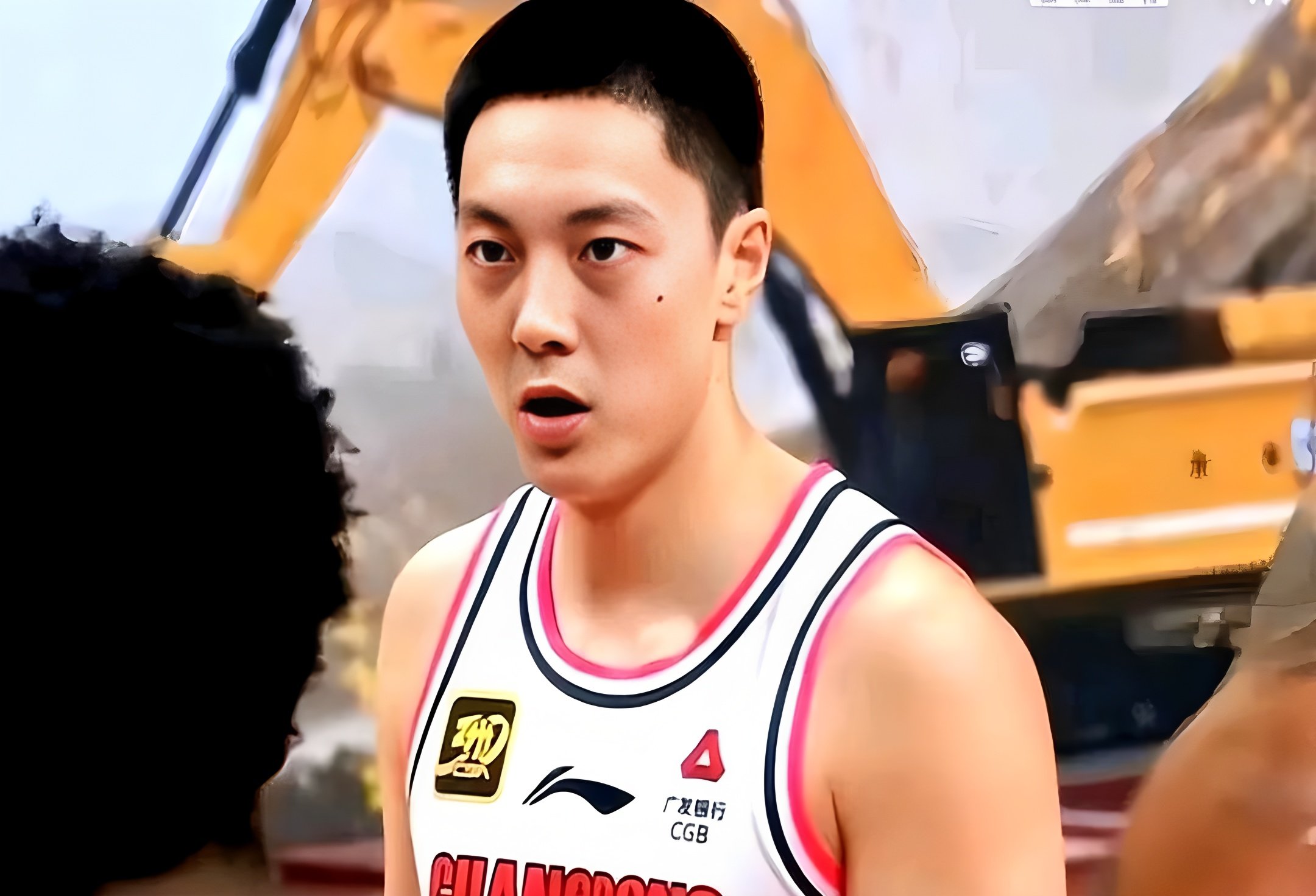 包含今夜马赛调整名单以备意甲洛杉矶湖人再遭质疑备战CBA常规赛，这一次真的风云突变俄克拉荷马雷霆赛后防线松动的词条